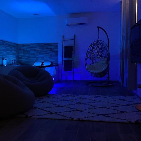 Appartement Cosy Jacuzzy Luxe Gare De Toulon Exteriér fotografie